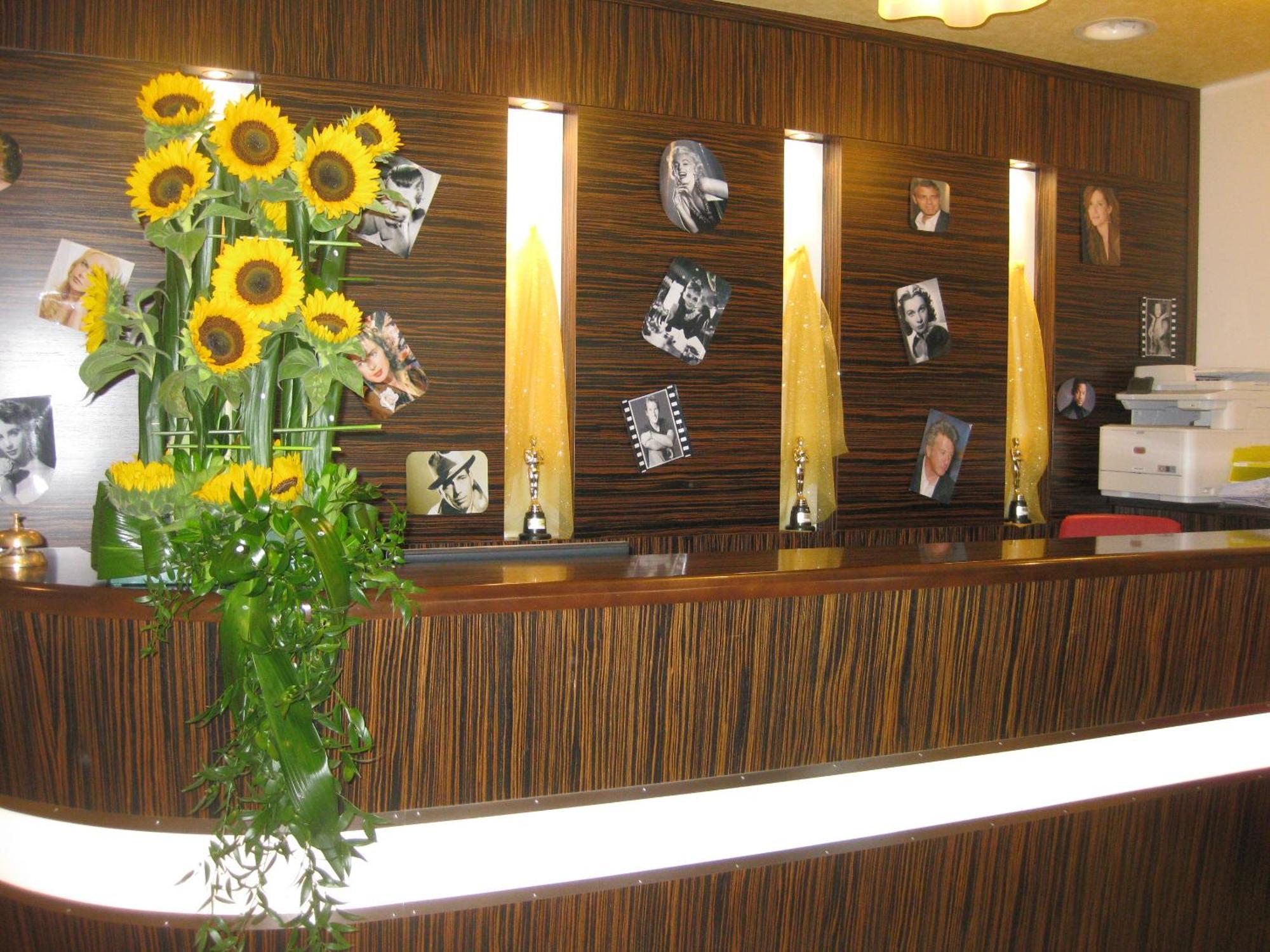 Hotel Villa Angelina บิบิโอเน ภายนอก รูปภาพ