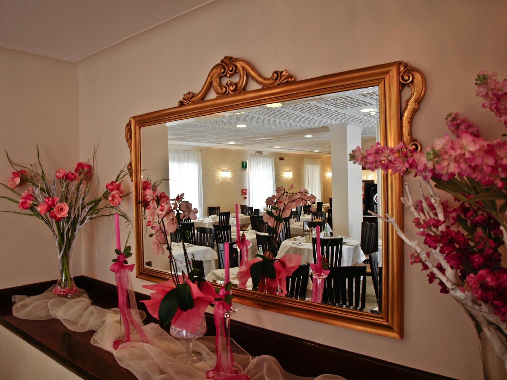 Hotel Villa Angelina บิบิโอเน ภายนอก รูปภาพ