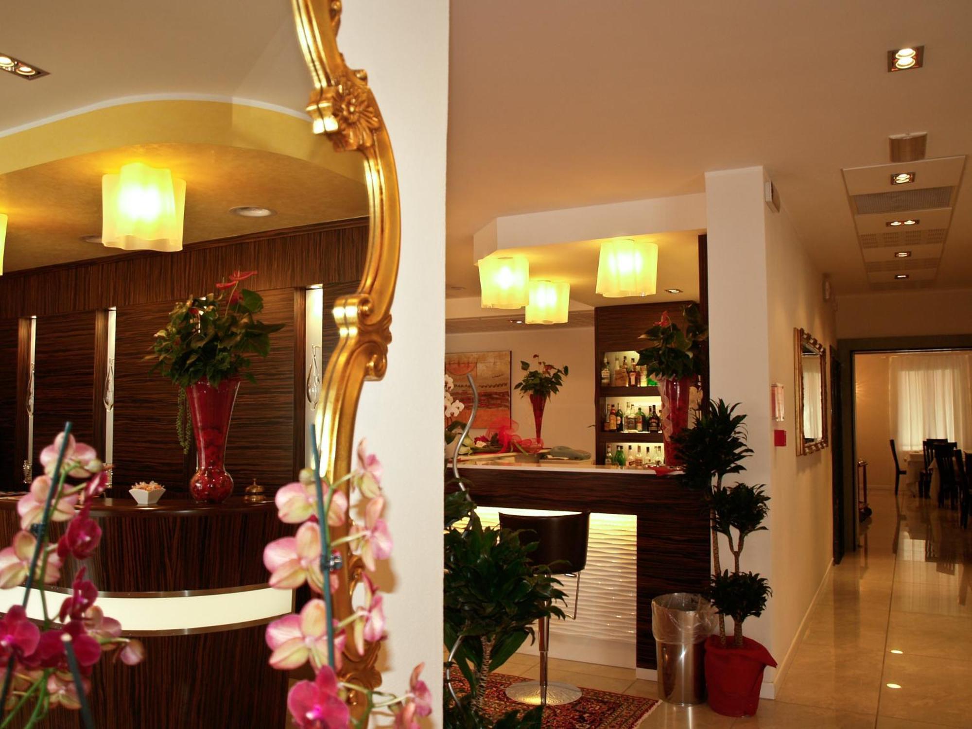 Hotel Villa Angelina บิบิโอเน ภายนอก รูปภาพ